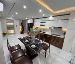 Bán nhà Ngọc Thuỵ 52m 6 tầng thang máy, ô tô hơn 9 tỷ