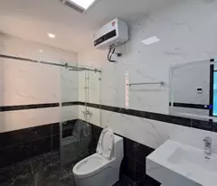 Biệt Thự 3 Tầng Đẳng Cấp – Sân Thượng, Giếng Trời, Phòng Xông Hơi – Giá Chỉ 19 Tỷ!