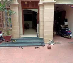 Cho thuê nhà nguyên căn tại Mễ Trì Hạ