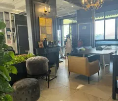 Nguyễn Văn Cừ cực nóng, diện tích 199m2,  11 tầng, mặt tiền 12m, đầy đủ nội thất giao dịch ngay,