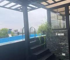 Nguyễn Văn Cừ cực nóng, diện tích 199m2,  11 tầng, mặt tiền 12m, đầy đủ nội thất giao dịch ngay,