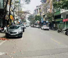 HIẾM! Mặt phố Vọng, DT 64m2 x 5 T, MT RỘNG KINH DOANH ĐỈNH.
Đang cho thuê dòng tiền lớn .