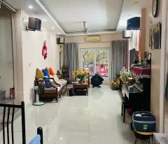 HIẾM! Mặt phố Vọng, DT 64m2 x 5 T, MT RỘNG KINH DOANH ĐỈNH.
Đang cho thuê dòng tiền lớn .
