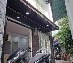 Mua 1 được 2 căn , Nhà thiết kế rất đẹp 53M2 ngay trung tâm Q10 cao thắng - 3 tầng - hẻm 4m