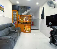Bán nhà Phan Văn Trị - HXH - (7x9)m - DT 135,4m2 Sàn - 240/Y