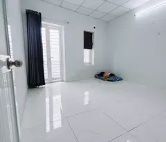 BÁN NHÀ 2 TẦNG - LÔ GÓC 2 MẶT TIỀN - NGAY TRUNG TÂM Q.7 - HẺM XE HƠI - 76M2 - 6,6 TỶ