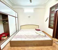 Nhà phố Hoàng Quốc Việt, phân lô 2 thoáng 55m² MT Khủng vỉa hè oto KD 18tỷ5