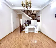 Nhà phố Hoàng Quốc Việt, phân lô 2 thoáng 55m² MT Khủng vỉa hè oto KD 18tỷ5