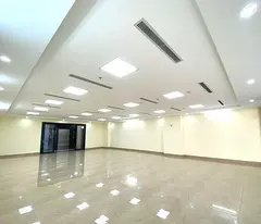 Bán Tòa Văn Phòng 9 Tầng Mặt Phố Hoàng Ngân. Đang cho thuê 300tr/th. Giá 120 TỶ