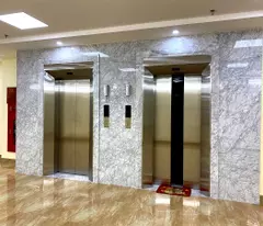 Bán Tòa Văn Phòng 9 Tầng Mặt Phố Bạch Mai. DT 281m2, Mt 7,5m nở hậu 9,2m.Giá 155 Tỷ