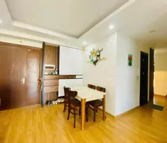 Bán gấp chung cư CT6 mặt phố Lê Đức Thọ, Mỹ Đình, 2 ngủ 2 vệ sinh căn góc nhà đẹp, tặng nội thất