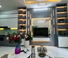 Bán gấp nhà Bạch Mai . DT 35m2 , MT 4,1m. Cách mặt phố trăm m. Giá chỉ 5,25tỷ