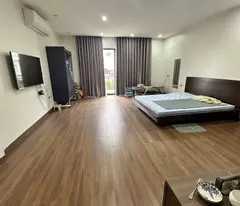 Bán siêu phẩm nhà 8 tầng thang máy long lanh ô tô dừng đỗ ngày đêm hoàng mai