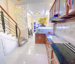 Bán nhà Chu Văn An - Hẻm rộng 4m - DT 157.5m2 sàn - Dòng tiền 180/Y