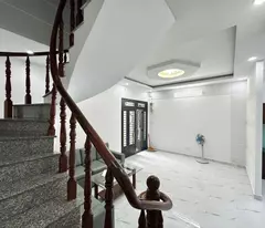 Nhà 4 Tầng Ngọc Thụy Long Biên, 52m², 4PN, 3WC, Ngõ Rộng, Giá Hấp Dẫn!"