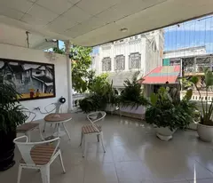 Gia đình cần bán nhà khu dân trí cao, ngõ ô tô Đội Cấn - Ba Đình