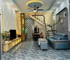 CĂN NHÀ SÁT BÊN Emart. HẺM 1 SẸC