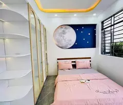 CĂN NHÀ SÁT BÊN Emart. HẺM 1 SẸC