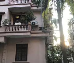 Nhà Hoàng Cầu, ô tô tránh nhau, diện tích 65m², chỉ với 8 tỷ