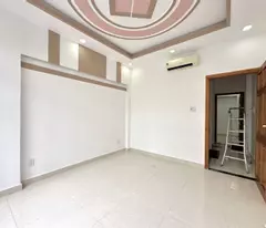 Bán Gấp! Nhà sát mặt tiền, hẻm xe hơi Phú Nhuận giáp Quận 3, 70m2 chỉ 8,8 tỷ