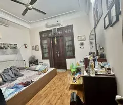 Giám giá bán nhanh Căn Phân lô Cầu Giấy , 55m2, MT 5m, giá 18 tỷ