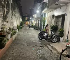 Vị trí cực vip sư vạn hạnh - nhà cũ tiện xây mới - hẻm xe hơi đậu cửa gần Mall Q10 - BV nhi đồng