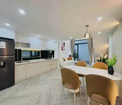 🏠  Hai Thoáng, 2 Tầng Full nội thất 20m ra Phạm Văn Nghị