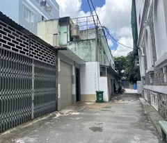 Nhà Hẻm Xe Hơi Nguyễn Ảnh Thủ, Vị Trí Sát Mặt Tiền, 94.4m2 Được Xây Thành 2 Căn Nhà, Giá Chỉ 5.5