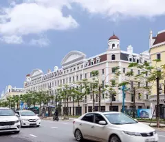Bán cắt lỗ 4.5 tỷ căn shophouse 5T view biển trung tâm du lịch Bãi Cháy Hạ Long giá 9.7 tỷ sổ đỏ