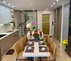 Bán nhà Việt Hưng 48m 7 tầng, lô góc, thang máy, gara. LH 0888868583