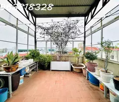 NGÃ TƯ XUÂN THUỶ - HỒ TÙNG MẬU TẶNG NHÀ  4 TẦNG - DÂN XÂY CHẮC CHẮN  Ở NGAY - SỔ PHÂN LÔ - NHỈNH 8