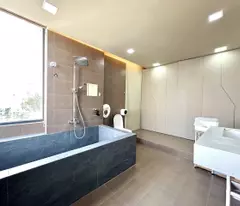 Bán nhà riêng, mặt tiền Tân Cảng (căn góc), 5 tầng, 2 mặt bằng kinh doanh, 16.x tỷ
