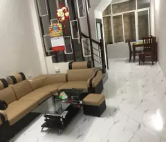 Bán nhà phố Hoàng Mai, Hoàng Văn Thụ 34m, 3 tầng. Giá: 5.7 tỷ