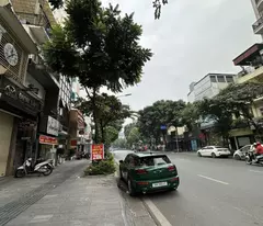 BÁN NHÀ-MẶT PHỐ HUẾ-HAI BÀ TRƯNG-KD ĐỈNH-DT 230MxMT8Mx4 TẦNG-145 T-CHO THUÊ 180TR/TH