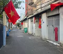 BÁN GẤP NHÀ RIÊNG ĐƯỜNG LÊ VĂN VIỆT HẺM XE HƠI THÔNG 4 TỶ , 80M2, CHÍNH CHỦ