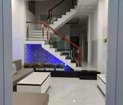Bán nhà 2 tầng hẻm xe hơi - Giá 4,95 Tỷ - TP Nha Trang
