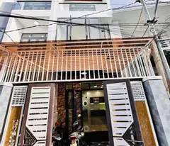 Bán nhà mới 3 tầng - Giá 3,2 Tỷ - Nha Trang