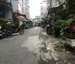 Bán nhà hẻm xe tải Thành Thái Quận 10, đang kinh doanh CHDV 15 phòng, dòng tiền 65tr, chỉ 24 tỷ