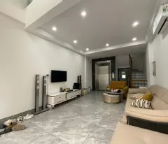 Nhà 6 Tầng Thang máy, Ngọc Thụy Long Biên, 39m², 4PN, Nội thất tiền tỷ, Giá Hấp Dẫn