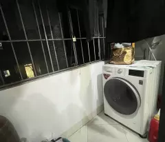 Bán nhà mặt phố Khương Đình giá 2.1 tỷ, diện tích 50m2, 4 tầng, mặt tiền 5m