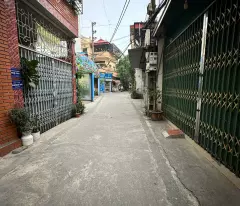 BÁN ĐẤT - NGỌC THỤY KHU QUÂN ĐỘI - HÀNG XÓM KHAI SƠN - NGÕ THÔNG - OTO VÀO ĐẤT - LÔ GÓC. 
DIỆN
