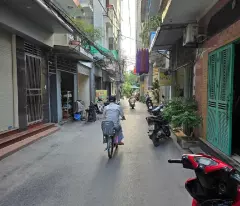 NHÀ SIÊU PHẨM - PHỐ PHAN ĐÌNH GIÓT HÀ ĐÔNG
