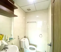 Cho thuê căn hộ 2pn view phố biển