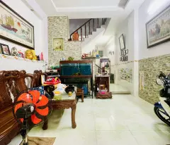 BÁN NHÀ 2 TẦNG - 56M2 Ô TÔ ĐỖ CỬA TRUNG MỸ TÂN XUÂN - GẦN CHỢ TRUNG CHÁNH - GIÁP QUẬN 12 - NHỈNH 3