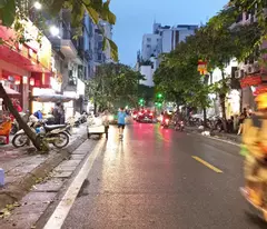 Bán nhà Phố Cửa Bắc, Ba Đình, Hà Nội. Diện tích: 14m2, xây 2 tầng, mặt tiền 4,2. Giá: 2,5 tỷ