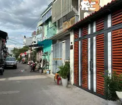 NHÀ MỘT TRỤC RA LÊ VĂN KHƯƠNG - ĐƯỜNG ÔTÔ TRÁNH - KHU BÀN CỜ - TẶNG NỘI THẤT. Chỉ 3,65 tỷ TL.
