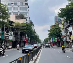 BÁN NHÀ MẶT PHỐ TÔN ĐỨC THẮNG, ĐỐNG ĐA - VỊ TRÍ VÀNG 142m2 x 59 Tỷ
