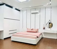 Chính chủ cần"ra đi" căn nhà ở Hoàng Ngân - Cầu Giấy, giá chỉ 175tr/m2, nhà đẹp long lanh