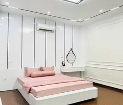 Chính chủ cần"ra đi" căn nhà ở Hoàng Ngân - Cầu Giấy, giá chỉ 175tr/m2, nhà đẹp long lanh