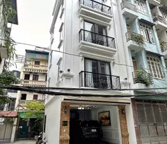 Bán nhà mặt phố Tân Lập, Đan Phượng 30m2. Lô góc xây 5 tầng, Ôtô vào nhà. Kinh doanh tốt